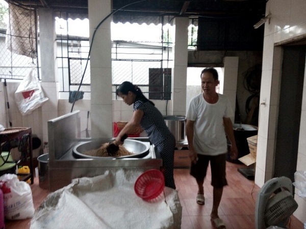 Lắp đặt bếp từ công nghiệp cho làng nghề làm bánh nhãn Nam Định