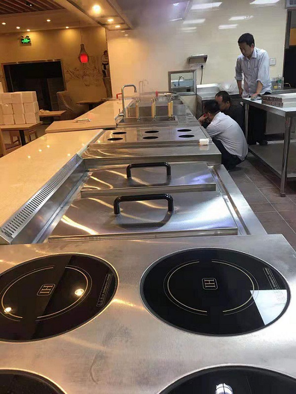 Lắp đặt bếp từ công nghiệp cho trường Đại Học Ngoại Thương
